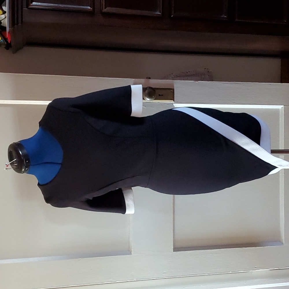 Lulu's contrast asymmetrical dress